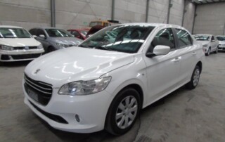 2017-Peugeot-301-Ingreso-Exteriores-0-845